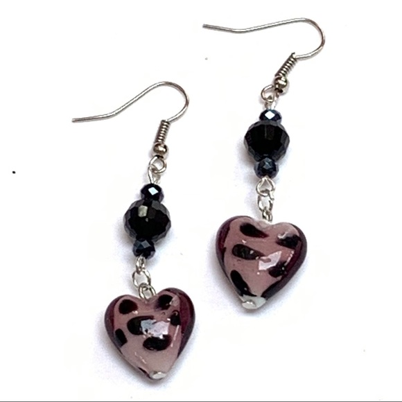 Leopard Heart Handcrafted Earrings - Picture 1 of 3